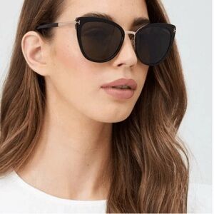 Tom Ford Simona TF717 Black Cat Eye Sunglasses Gold T Logo